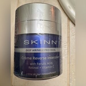 New Skinn Creme Reverse Intensive Deep Wrinkle Moisturizer Retinol Vitamin C